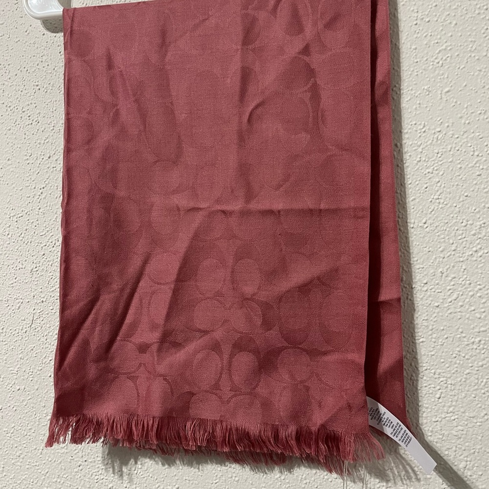 New Coach Rose Pink Scarf - Picture 3 of 5